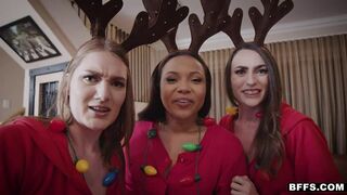 Santa Fucks ALL his Helpers - POV Cosplay Xmas