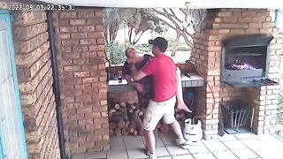 Spy camera : couple caught fucking on the porch of the nature reserve