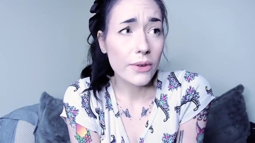 Cutie Frankie – Desperate For My Dads Anal Punishment