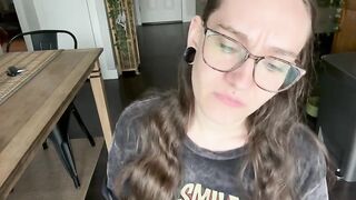 Divinebabe - Little sisters 1st blowjob