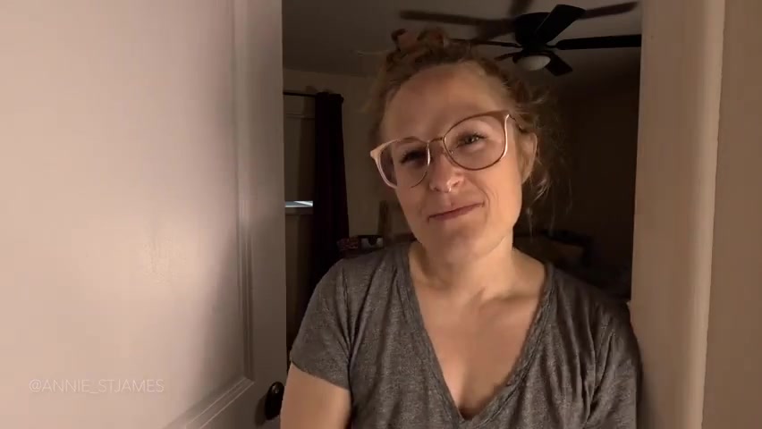 Annie St James - Be Mommy's Sperm Donor