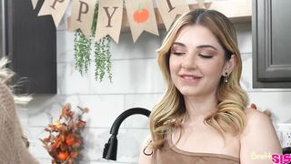 Demi Hawks - Making Stepbro Smile On Thanksgiving - S38:E12