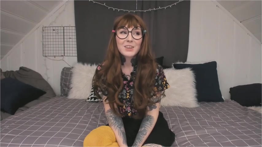 Slutty_Spice - Dorky Step-Cousin Valentine Virginity Loss