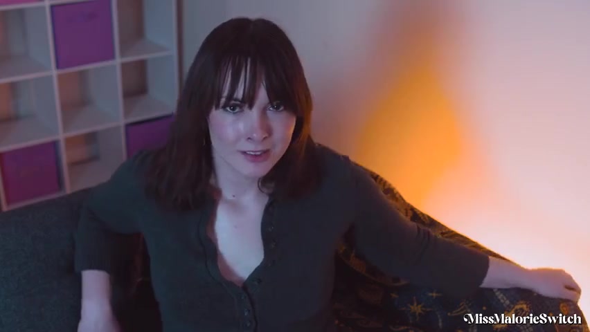 Miss Malorie Switch - Mommy Soothes Your Breakup Blues